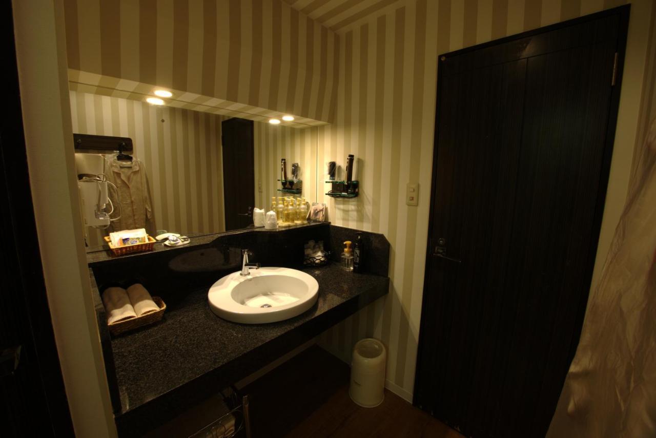 Hotel Allure (Adults Only) Нагоя Экстерьер фото