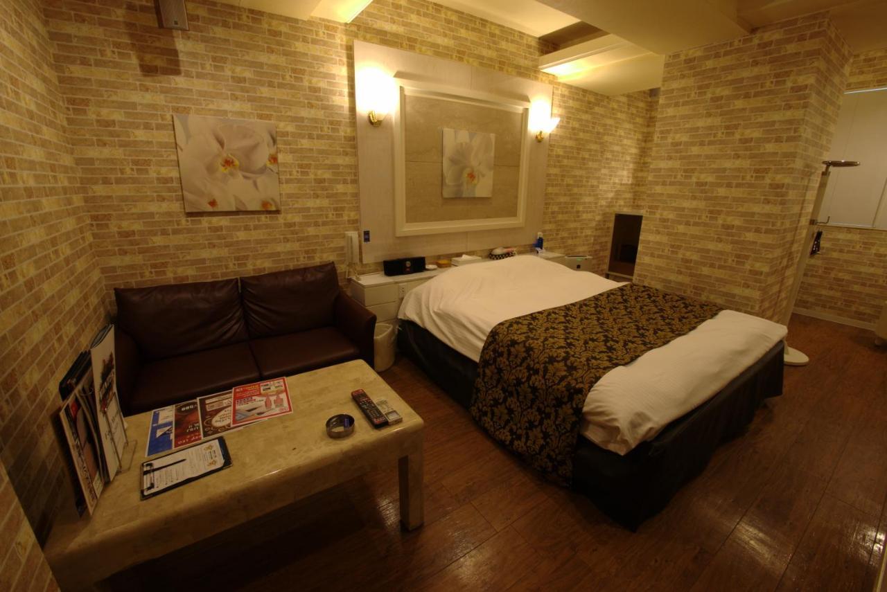 Hotel Allure (Adults Only) Нагоя Экстерьер фото