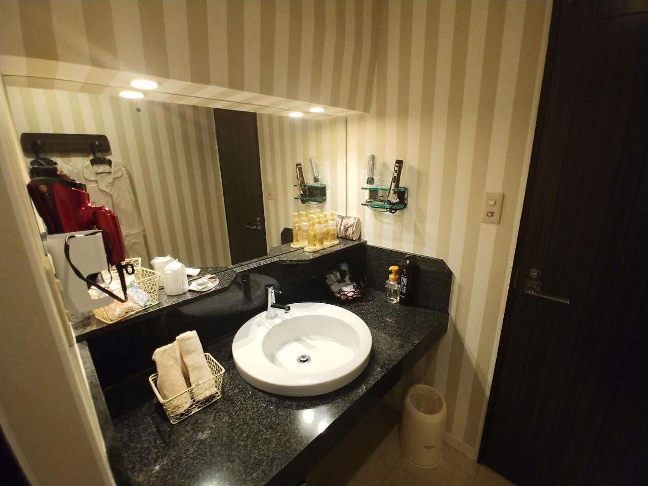 Hotel Allure (Adults Only) Нагоя Экстерьер фото
